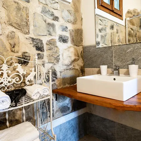 Da Gesi Alloggio per agriturismo *