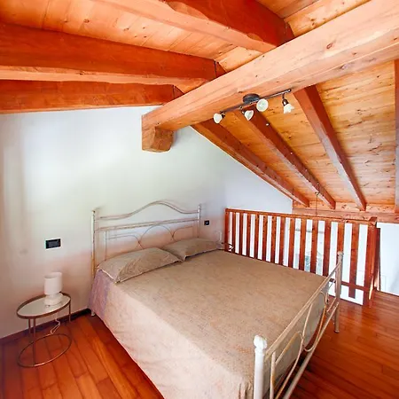Alloggio per agriturismo Da Gesi Sale Marasino